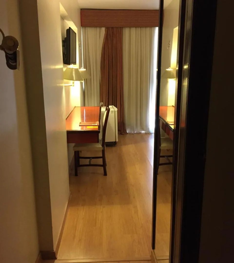 Evandro Apart Hotel Brasília